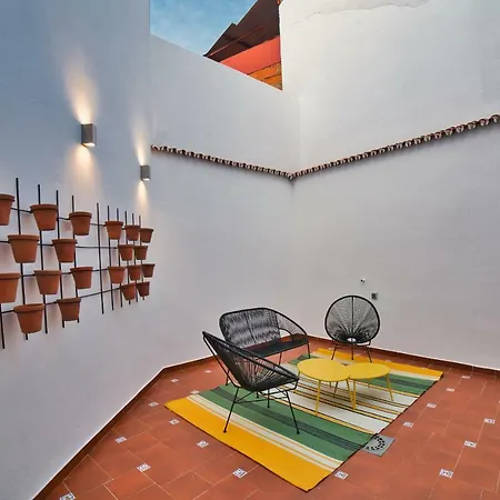 Casa Valdes 16, Apto. 2 Caces