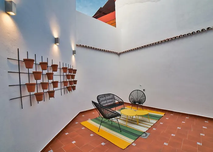 Casa Valdes 16, Apto. 2 Caces